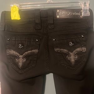 NWOT Rock Revival Jeans